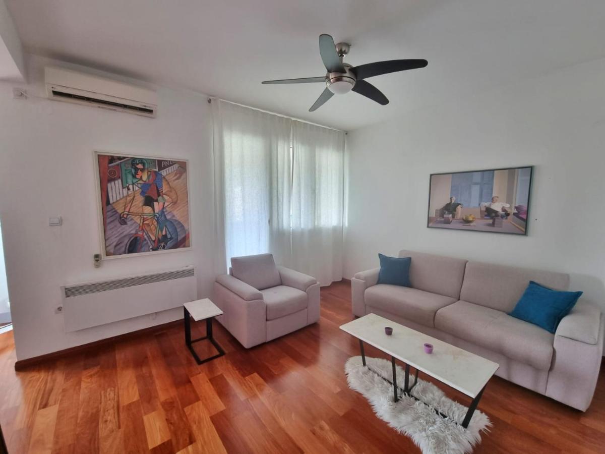 Baby Blue Apartments Bar Luaran gambar
